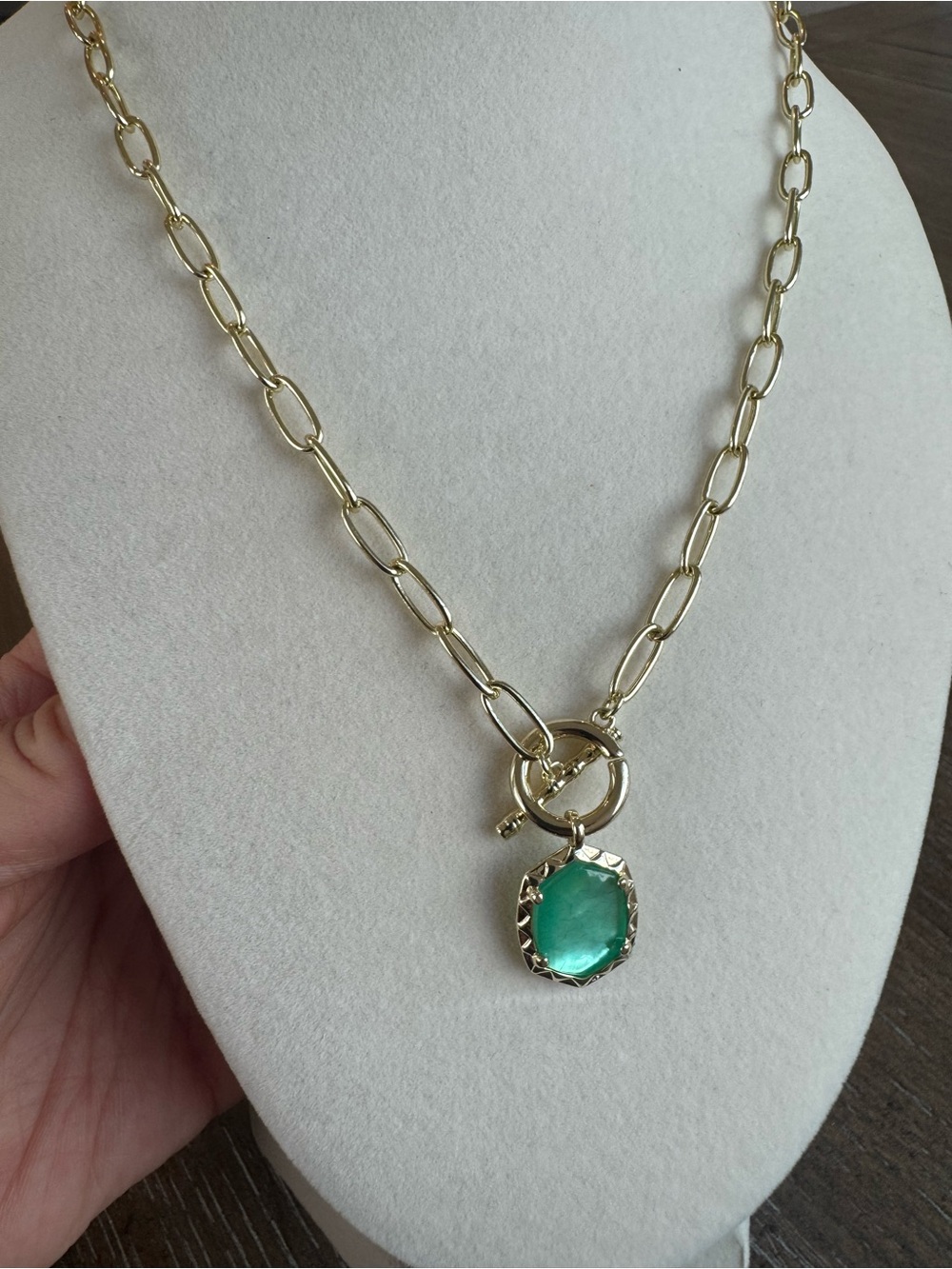 Kendra Scott Daphne convertible Gold link Chain Necklace with Green Pendant - Picture 3 of 8